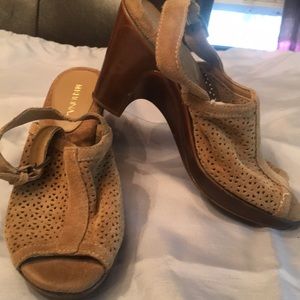 Shoes Wedge Size 6